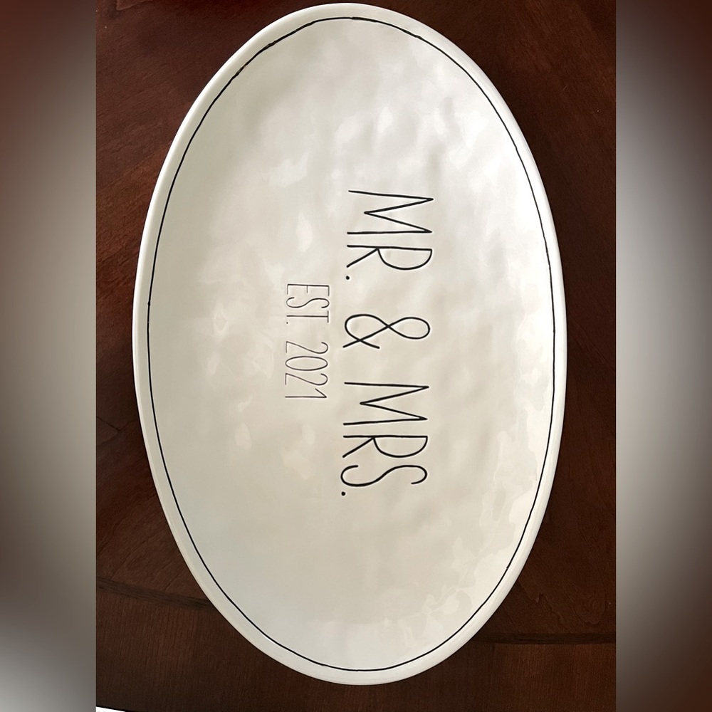 Pier One Mr & Mrs 2021 Platter